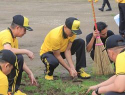 Polres Metro Polda Lampung dan Pemkot Metro Bersinergi Bersihkan Lapangan Samber, Wujudkan Indonesia ASRI