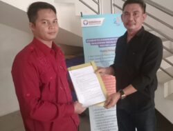 Laporan Dugaan Maladministrasi Terhadap Walikota Metro Diserahkan ke Ombudsman