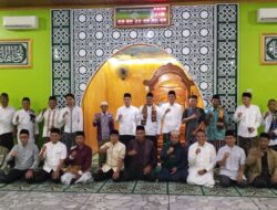 Safari Ramadhan Tim II, PLH Sekda Serahkan Bantuan di Masjid Baiturahman II Mulyojati