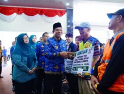 Bantuan Berkah Lebaran, Menambah Kebahagiaan dan Hadirkan Senyuman Bagi Kaum Dhuafa
