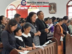 ‎Ibadah Jumat Agung di HKBP Simorangkir, Bupati Taput Ajak Jemaat Gaungkan Kembali Wisata Rohani Salib Kasih  ‎