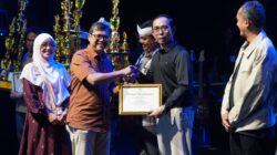 Dalam Penutupan Hut Ke-78 Kabupaten Subang Bupati Dan Wabup Memberikan Hadiah Di Acara Fest Vol.10