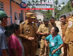 Tinjau Huntap & Huntara Adian Koting, Bupati JTP Minta Warga Gotong Royong & OPD Proaktif Koordinasi ke Pusat  