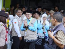 Wabup Subang Lepas Keberangkatan 439 Calon Jemaah Haji Kloter 34,Pesankan Jaga Kesehatan Dan Maksimalkan Ibadah