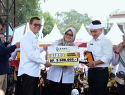 Wabup Subang Serahkan Penghargaan SIF 2026