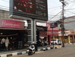 Videotron Iklan Rokok di Pusat Kota Subang Jadi Sorotan, Berada di Trotoar dan Dekat Sekolah hingga Rumah Sakit